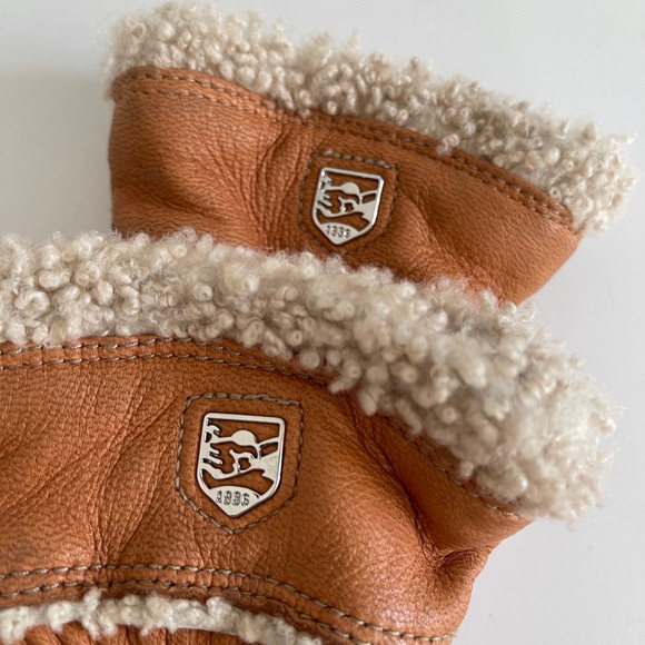 SOLD Hestra Leather Gloves - Picture 5 of 5